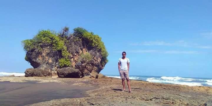 Anik Homestay & Dormy Batukaras Buitenkant foto